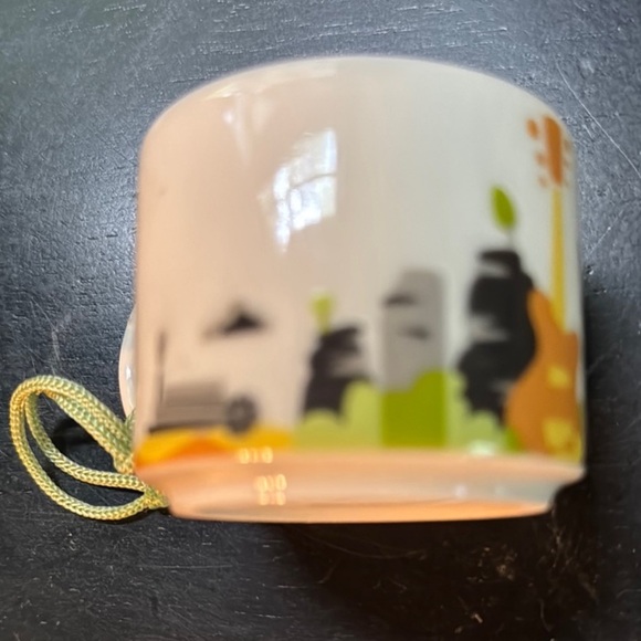 Starbucks Illinois You are Here Collection 2 oz Mini Mug - Picture 2 of 3